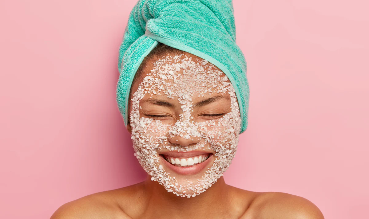 Gentle Face Cleanser vs Exfoliating Scrub for Sensitive Skin